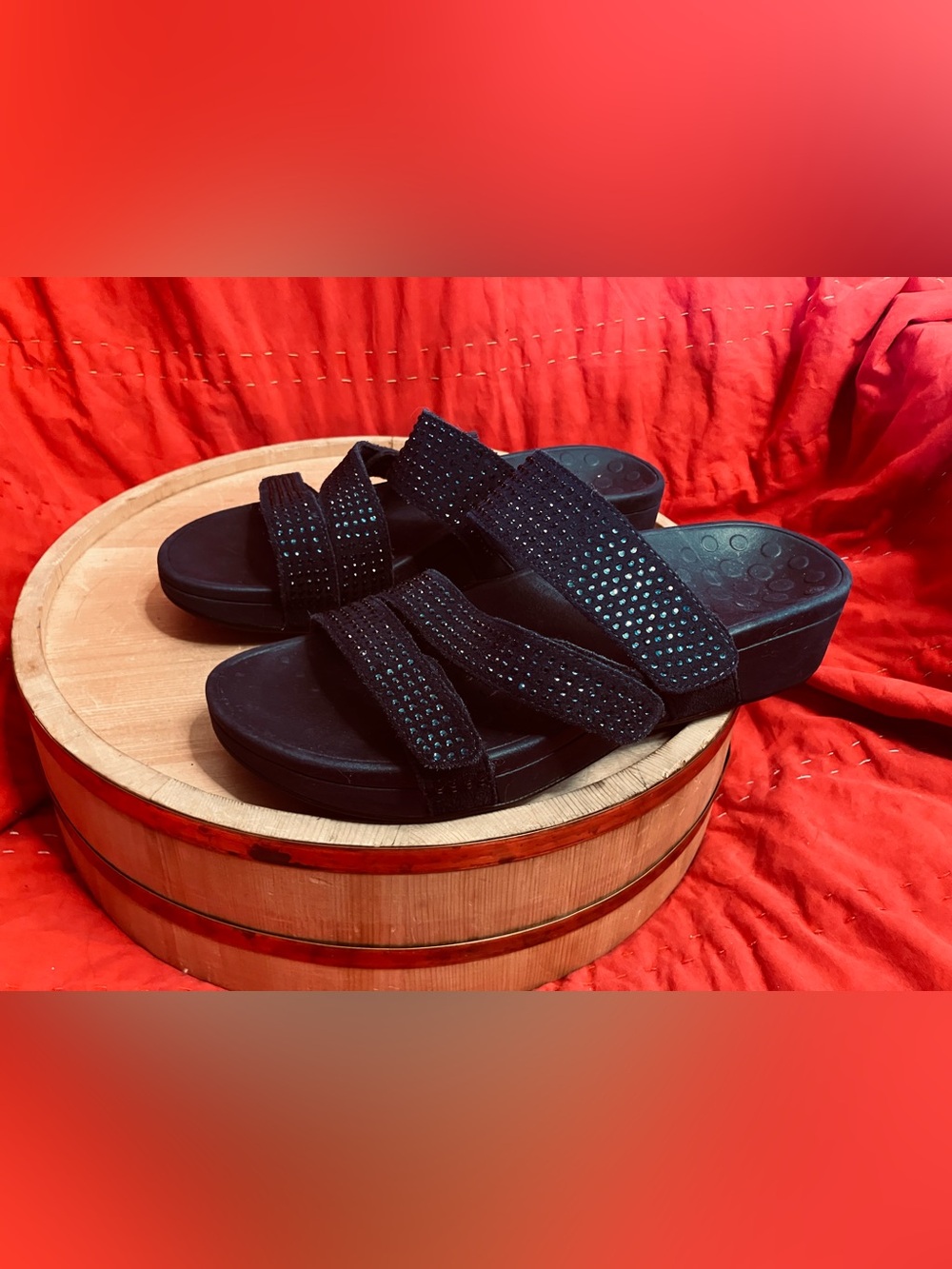 Vionic Pacific Alexis Navy Blue Rhinestone Sandals Wedge Orthotic Size 8